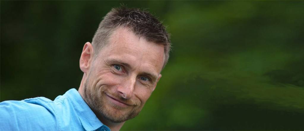 Forfatter Thomas Veber udgiver snart bogen "Hold kæft og rejs".