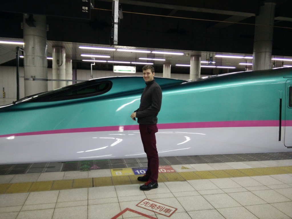 Shinkansen højhastighedstog i Tokyo